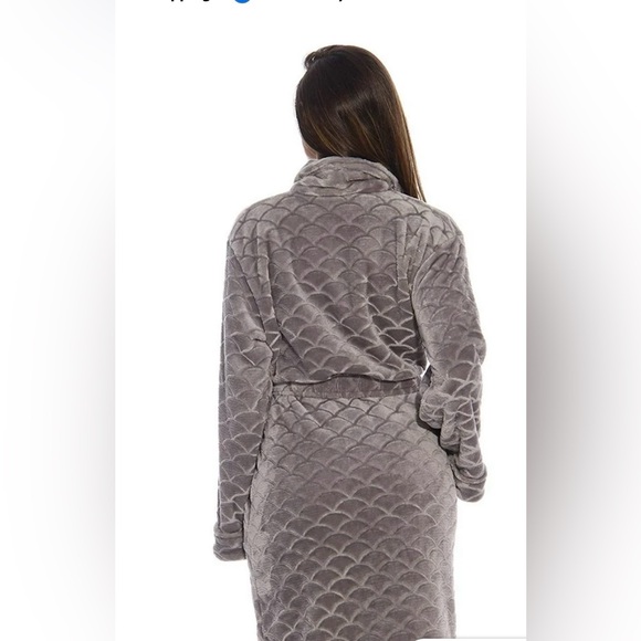 Just Love Kimono Robe - Picture 2 of 8